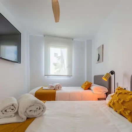 Homity Holidays - Playa Granada - Mar De Astrid アパート